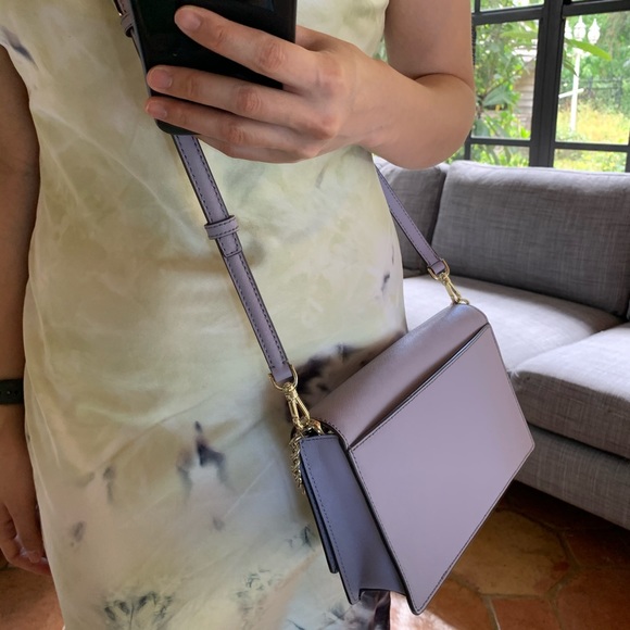 KATE SPADE CAMERON CHAIN LAVENDER CROSSBODY CLUTCH - Picture 15 of 15